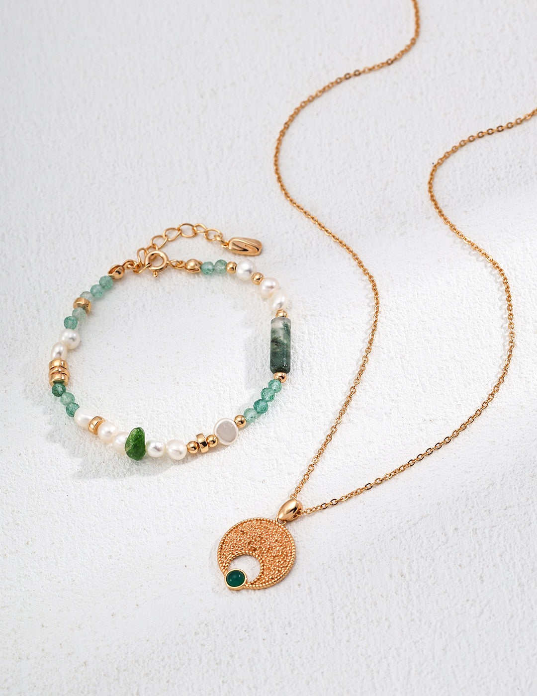 Chic Green Agate Necklace