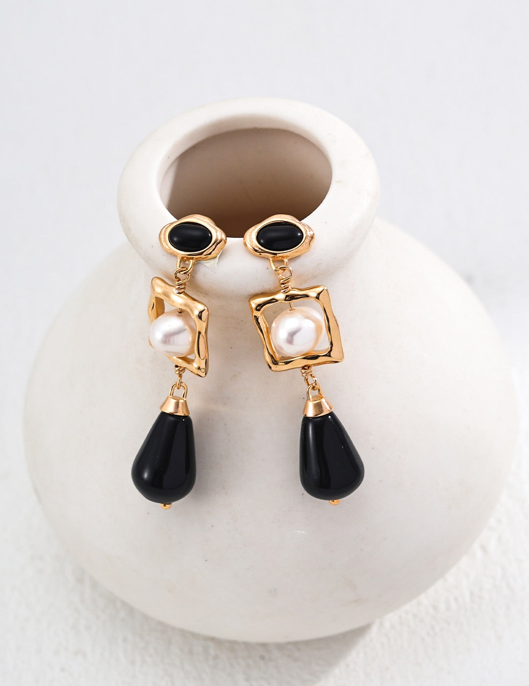 Onyx Pearl Earrings