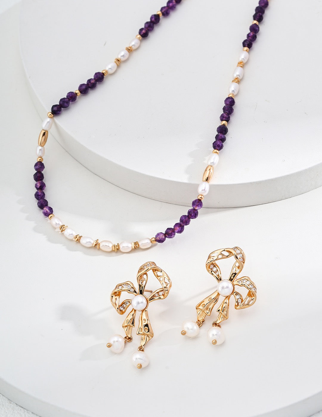 Lustrous Pearl & Amethyst Necklace