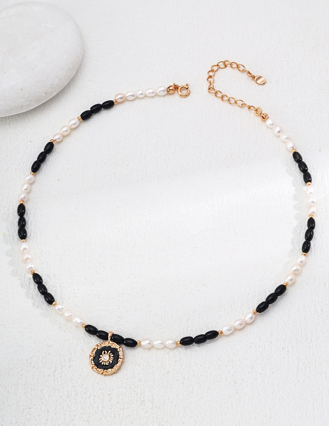 Onyx Pearl Pendant Necklace