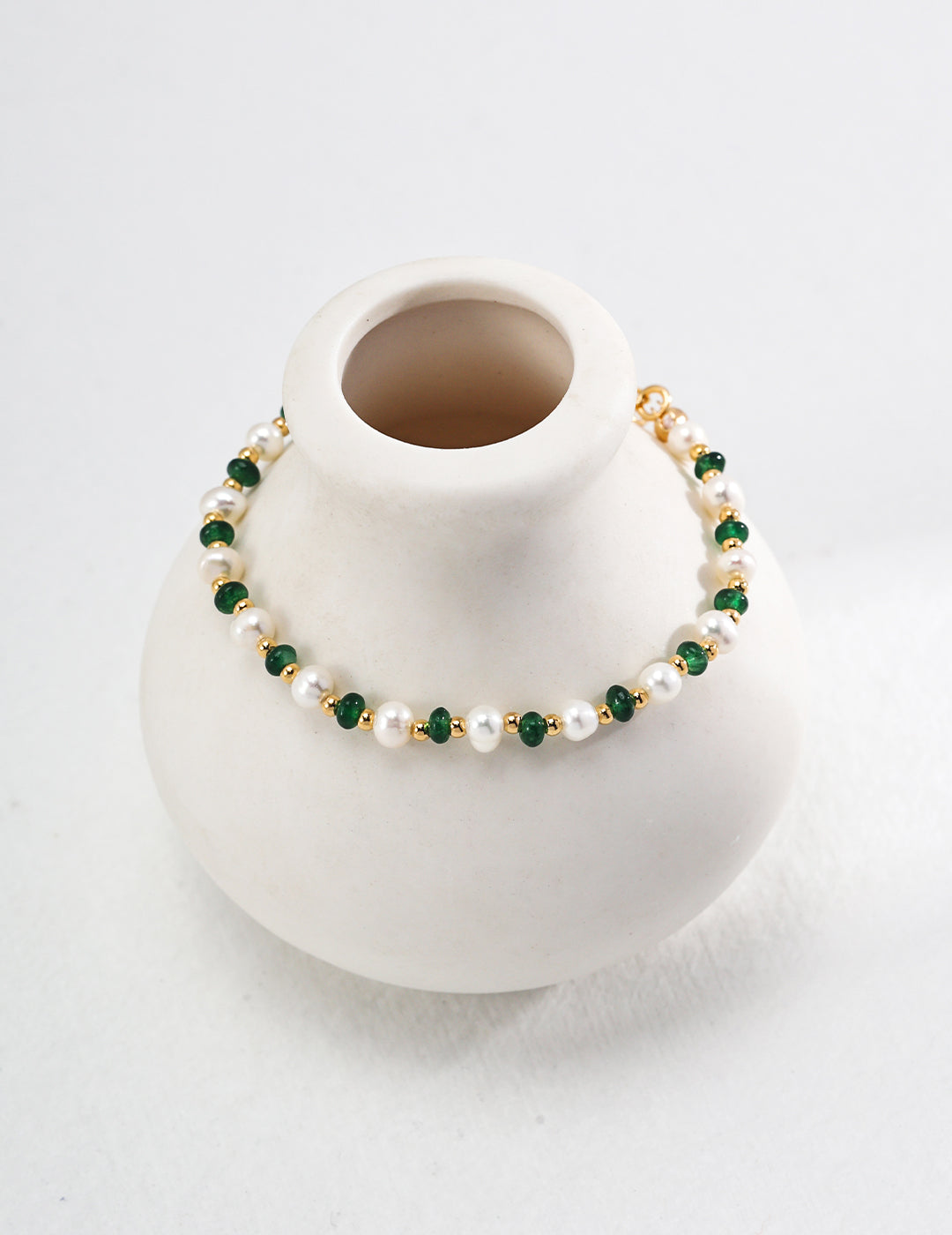 Lustrous Green Gem Bracelet